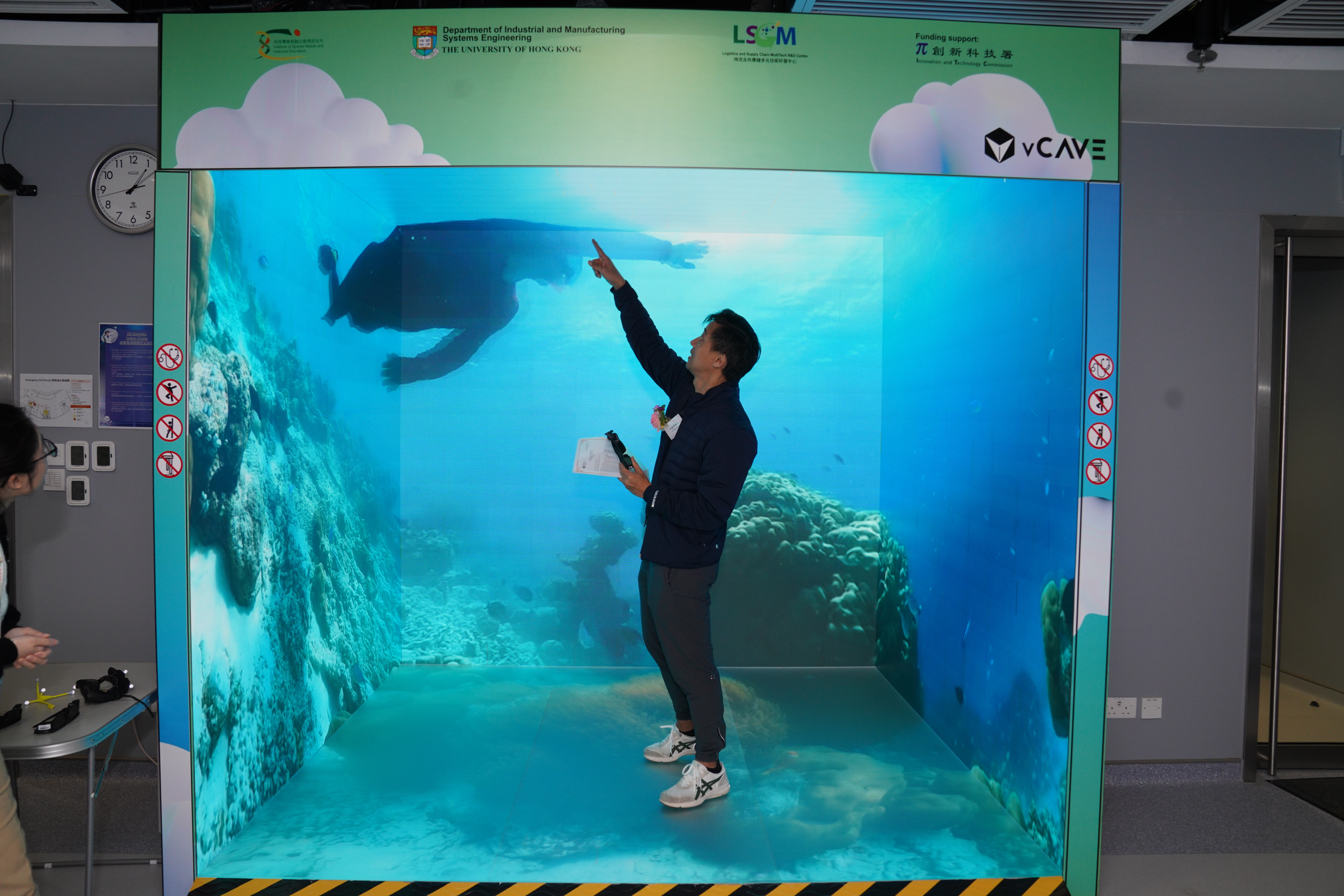 Dr Trevor Ng visits the library's future classroom and museum